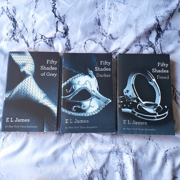 Other - 5 For $25✨️Fifty Shades Of Grey Trilogy Book Spft Cover Set non fiction